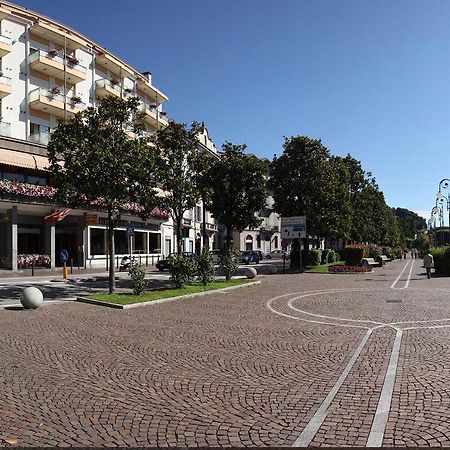Albergo Miralago Вербания Экстерьер фото